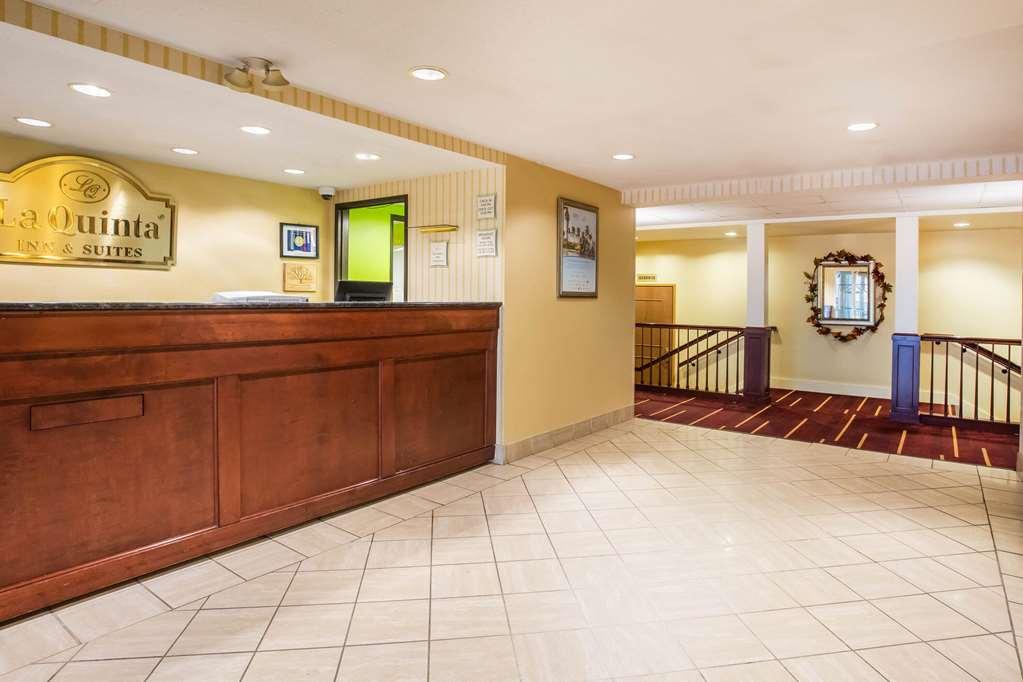 Holiday Inn Express St. Albans By Ihg מראה פנימי תמונה