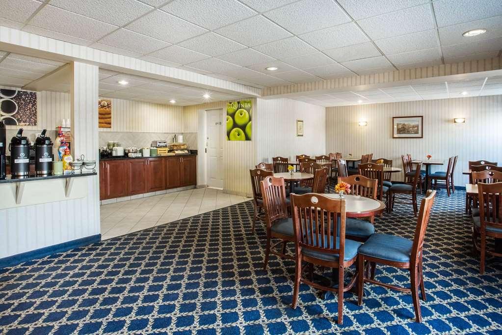 Holiday Inn Express St. Albans By Ihg מתקנים תמונה