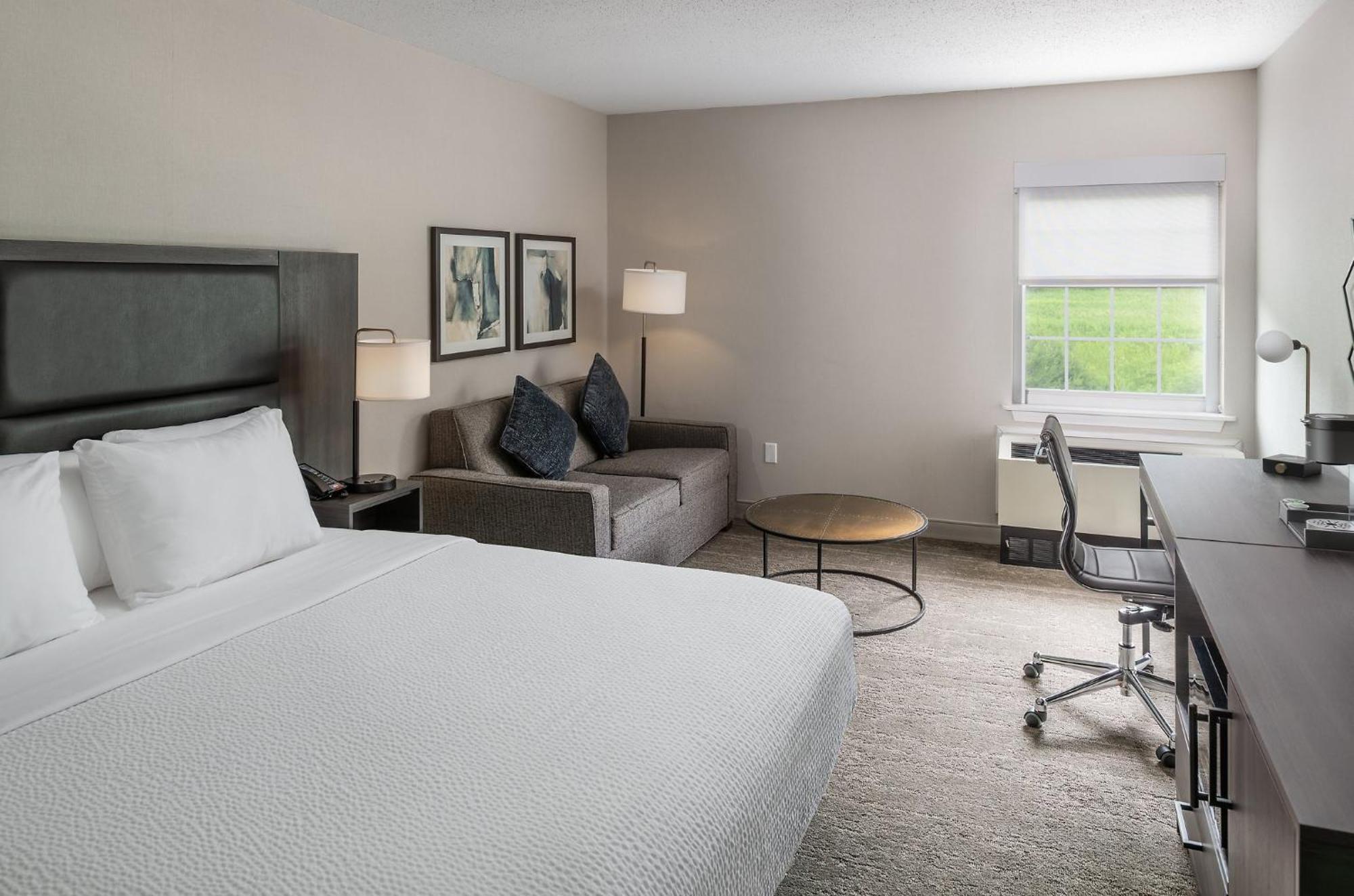 Holiday Inn Express St. Albans By Ihg מראה חיצוני תמונה