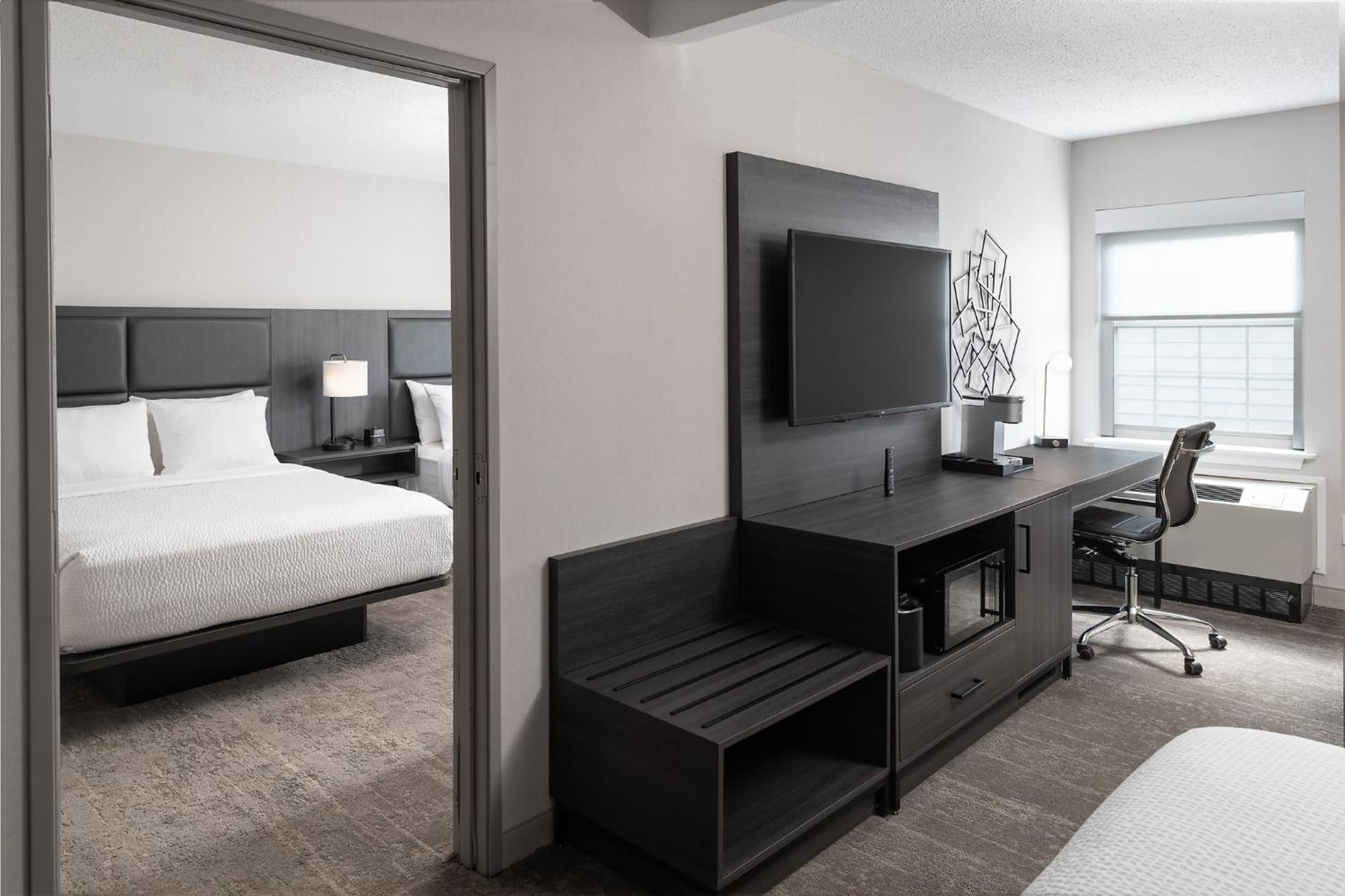 Holiday Inn Express St. Albans By Ihg מראה חיצוני תמונה