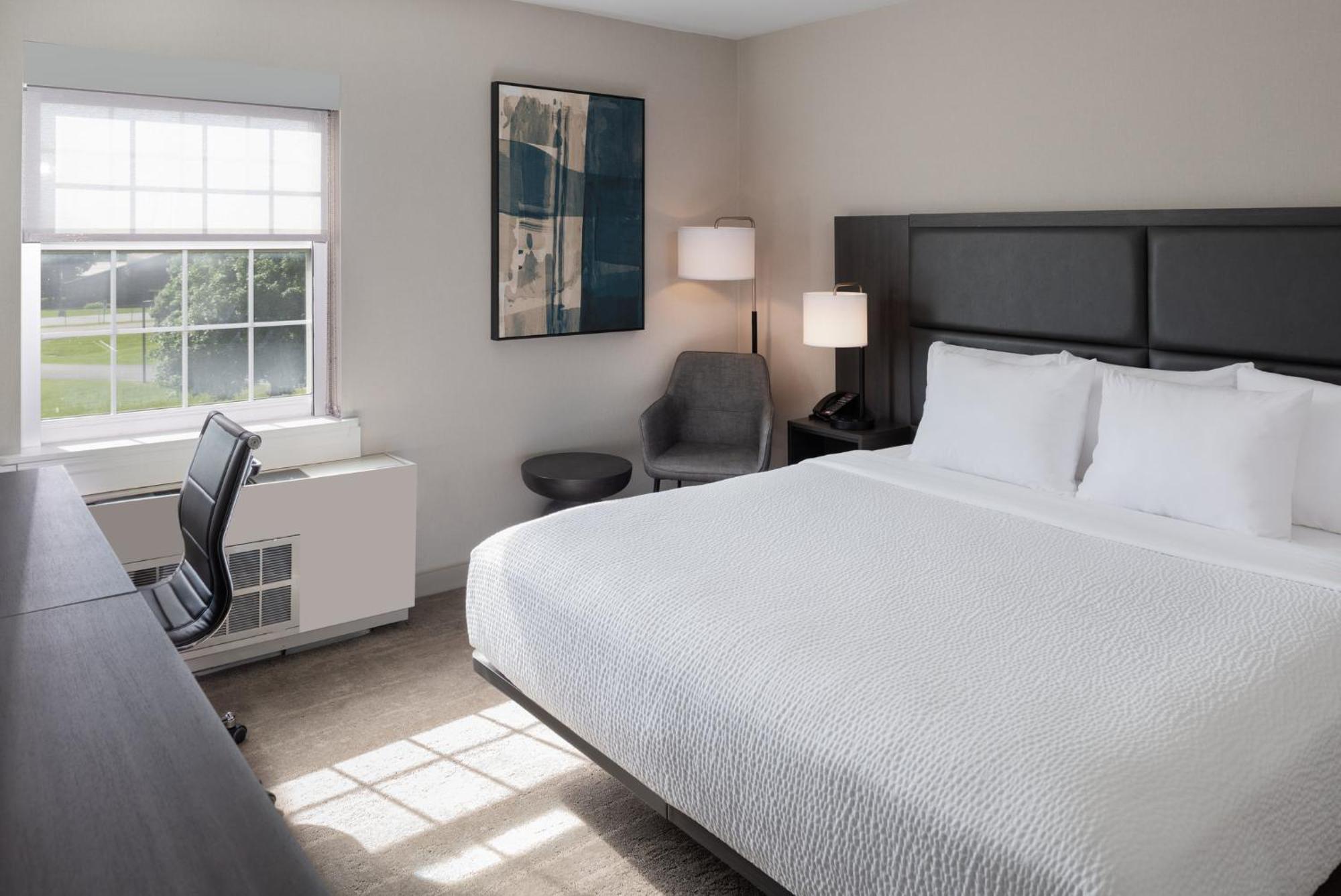 Holiday Inn Express St. Albans By Ihg מראה חיצוני תמונה