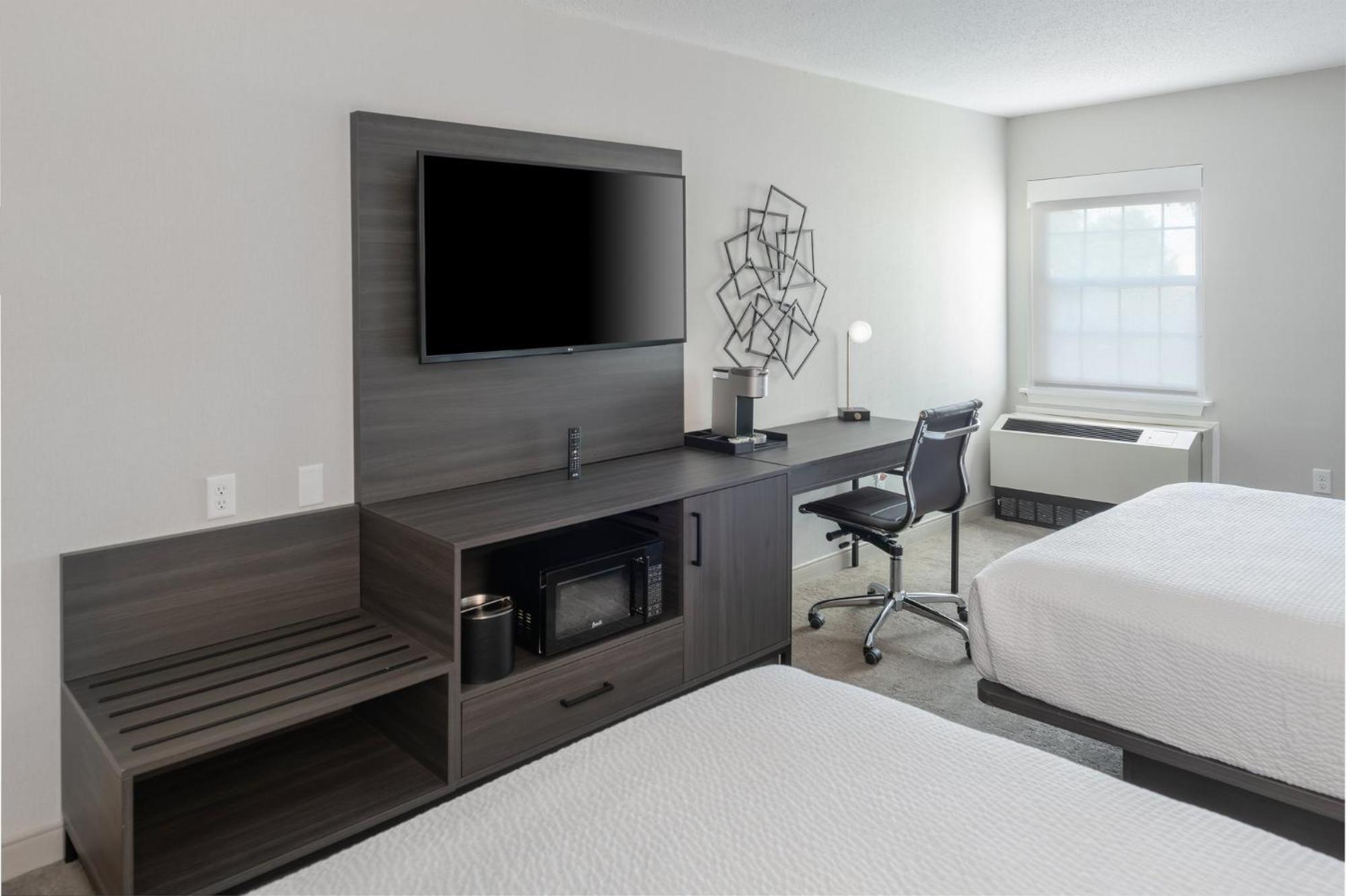 Holiday Inn Express St. Albans By Ihg מראה חיצוני תמונה